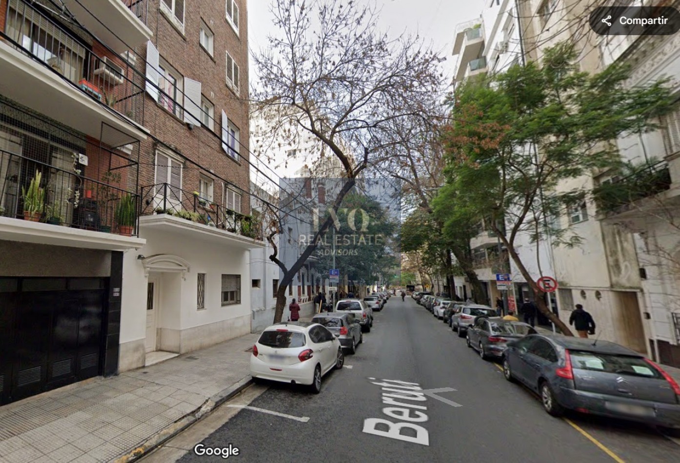 RECOLETA 2 Ambientes 38,88m²- TODO SOL - TODO LUZ - Living muy amplio, 1 Dormitorio muy comodo con placares de guardado. Baño completo con bañera + Cocina independiente con ventana al frente, DIVINO LIBRE DE GASTOS PARA EL VENDEDOR