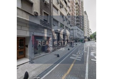 Plaza SAN MARTIN 2 ½ Ambientes con BALCON - MUY AMPLIOS - Superficie 43m² aprox.- Living + comedor muy amplio con balcon al frente muy Luminoso - Cocina integrada con espacio Heladera + Lavarropas bajo mesada. Habitacion muy amplia con ventanal externo mu